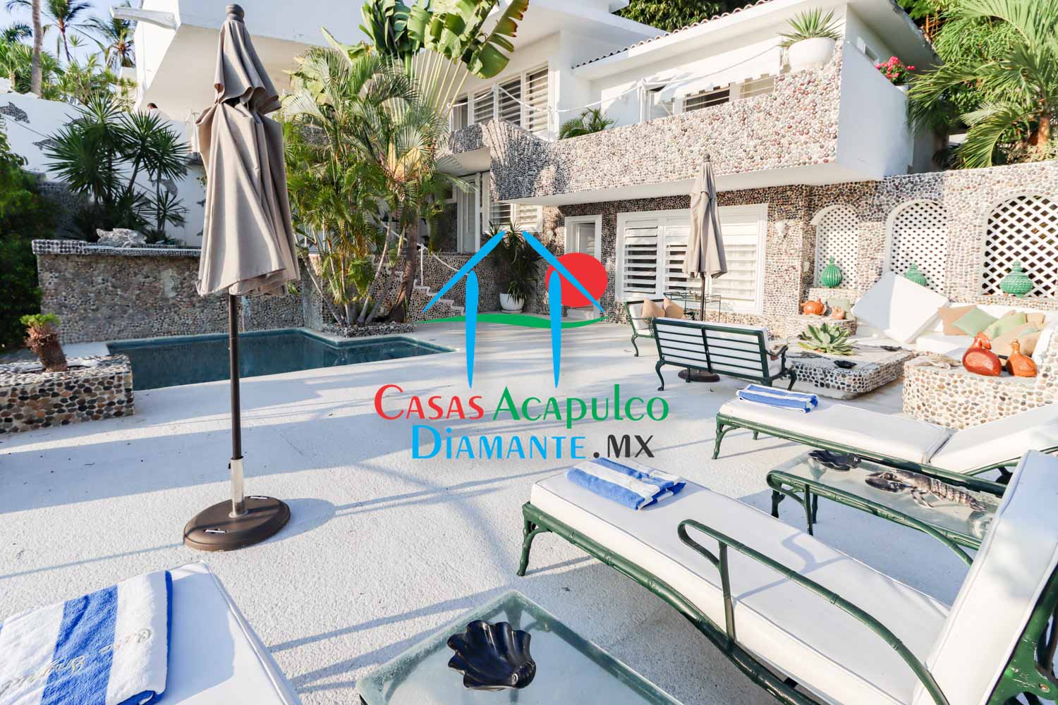 Casa Ingrid - Sala con barra bar y alberca 7 Casa Ingrid - Sala con barra bar y alberca 7